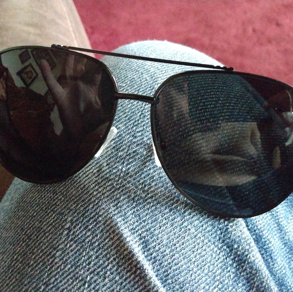 Men's avatar sunglasses